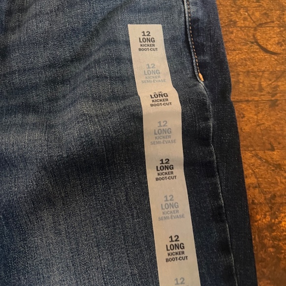 Old Navy kicker boot cut jeans size 12 - Picture 3 of 4